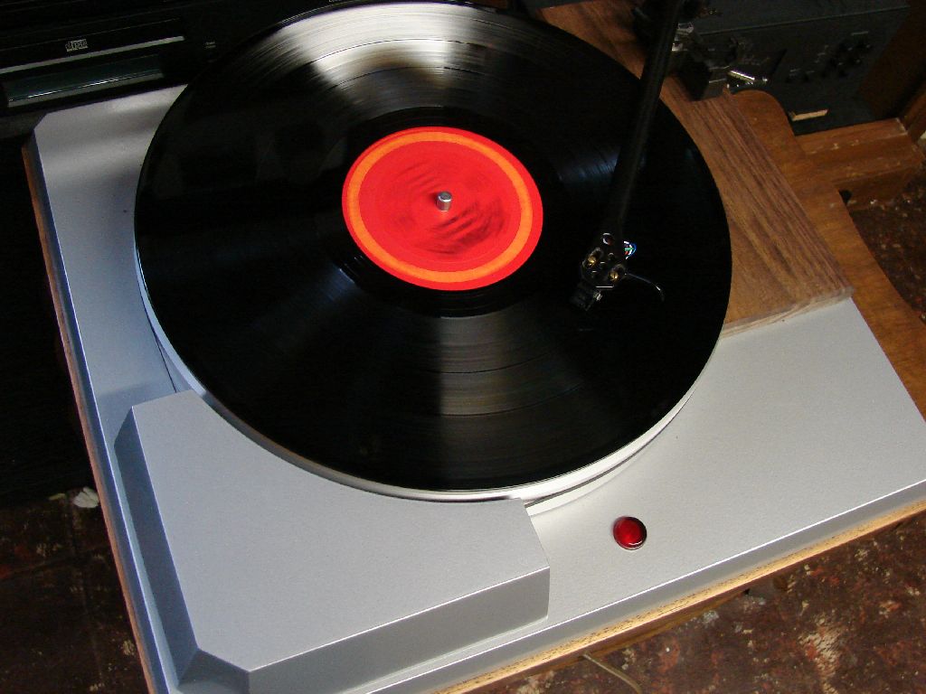 emp09.jpg
